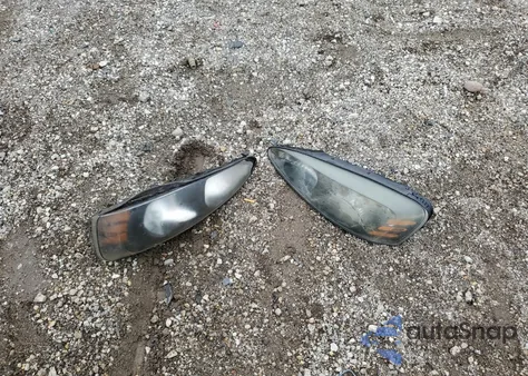 2006 Pontiac Grand Prix из США, поврежденный, VIN 2G2WP552361133141